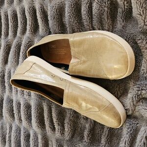 Toms Shoes- Men’s Size 8